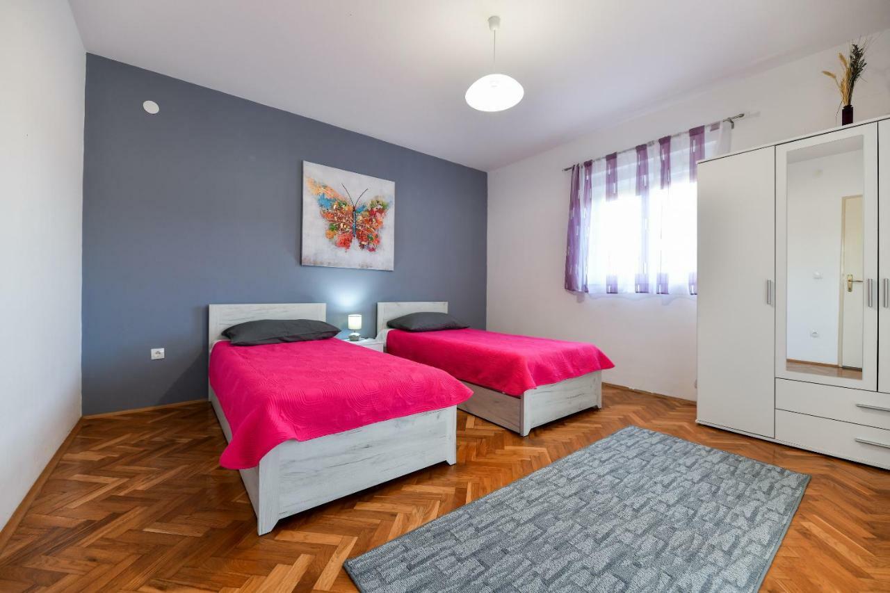 Vila Kuca Za Odmor Lukic Donje Rastane Exteriér fotografie